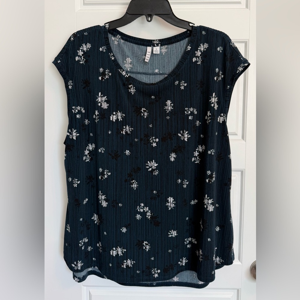 Elle Floral Print Women's Casual Top XL
